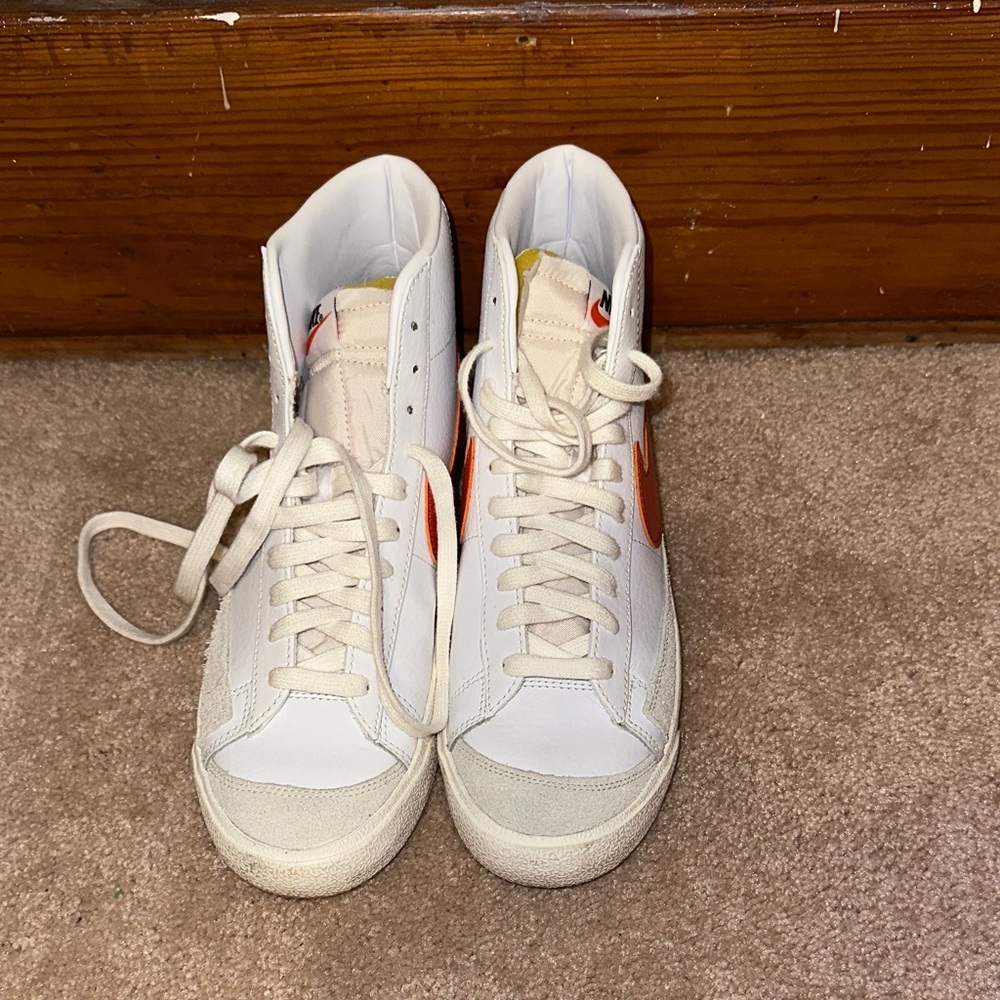 Nike White and Red High-Tops - Picture 2 of 3